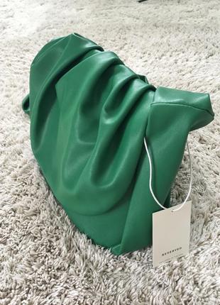 Нова стильна зелена сумочка «reserved»2 фото