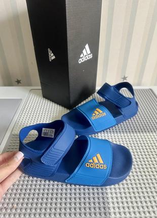 Сандали adidas босоножки adidas