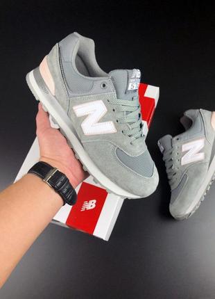 Женские кроссовки new balance