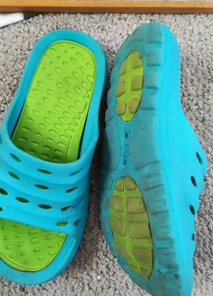 Шлепки пляжные