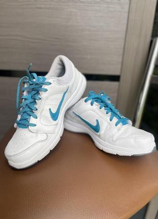 Белые кроссовки nike, 38,5