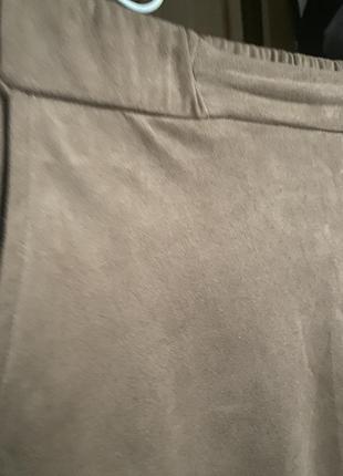 Брюки стрейчевые велюровые р. 48