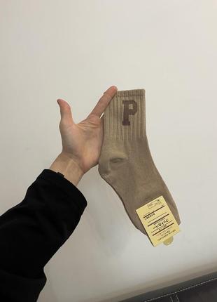 Шкарпетки трендові нові з буквами білі високі чорні бежеві4 фото