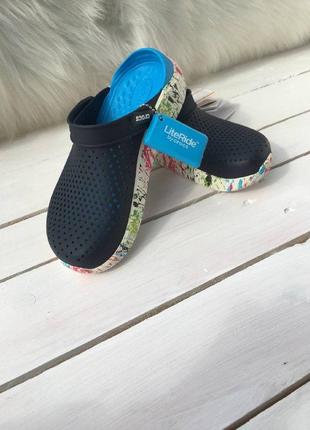 Крокс Zehentrenner crocs сабо крокси homme clog black/white клякси черно-білі, чоловічі крокси, шльопанці2 фото