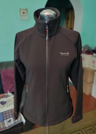 Женская куртка regatta xert softshell jacket.2 фото