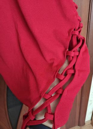 Сексуальна червона сукня з шнурівкою3 фото