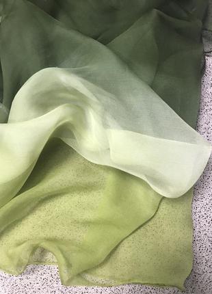 Прелестный градиентный палантин из натурального шелка