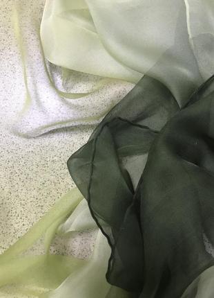 Прелестный градиентный палантин из натурального шелка