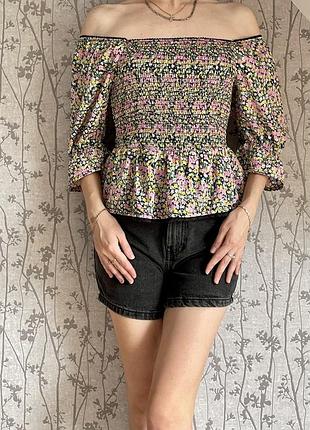 Топ -блуза