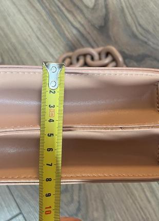 Стильная пудровая сумочка маленькая сумочка квадрата с массивной цепью маленькая розовая сумочка на 2 отдела7 фото