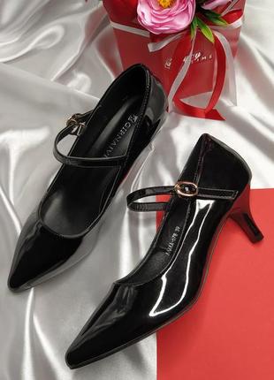 Черные лодочки классические туфли (небольшой каблук) підбори kitten heels3 фото
