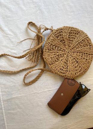 Женская сумка соломенная
