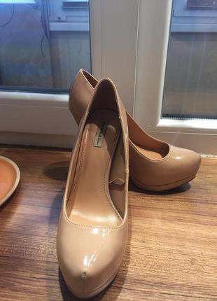 Туфлі bershka 37 розмір