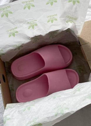 Шлепанцы женские  adidas yeezy slide pink no logo