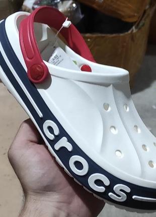 Шльопанці жіночі crocs white black red logo