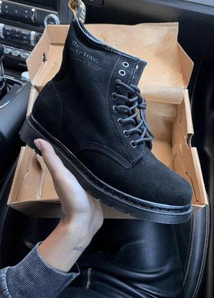 Жіночі черевики   dr. martens 1460 black (замш)