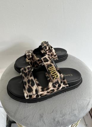 Женские кроссовки   dior slides leopard black 36