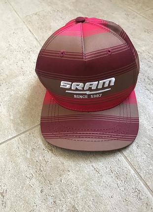 Бейсболки sram