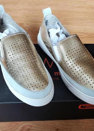 Сліпони мокасіни шкіряні bernie mev