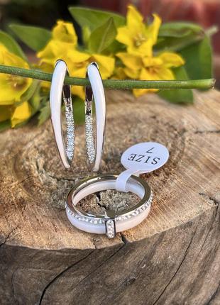 Набор керамических украшений кольцо и серьги в серебре1 фото