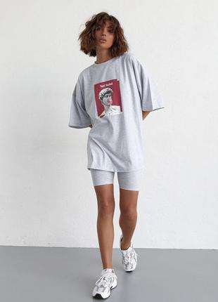 Жіночий костюм з футболкою oversize та велосипедками