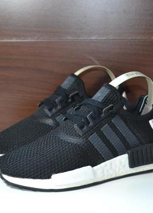 Adidas nmd r1 кроссовки 37р  оригинал