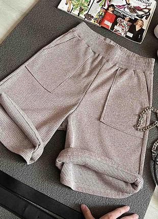 Круті шорти з високою посадкою zara