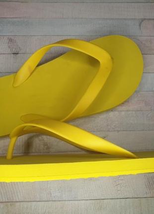 Вьетнамки шлепанцы