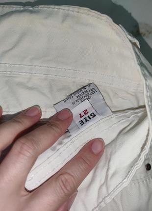 Женские джинсовые белые рваные шорты бриджи бермуды s 27 размер8 фото