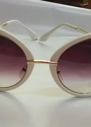 Солнцезащитные очки женские белые кошачий глаз1 фото