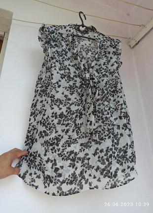 Ніжна літня блузка