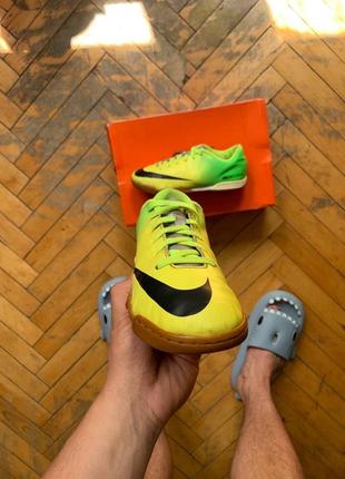 Сороніжки nike mercurial2 фото