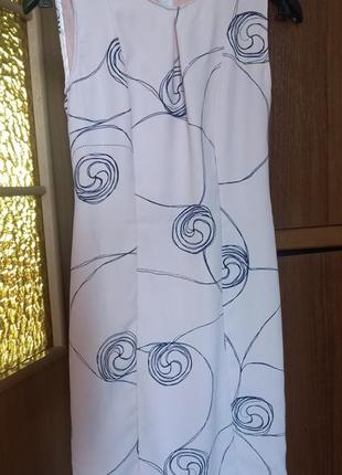 Плаття футляр