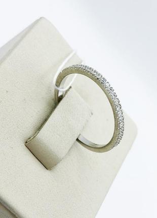 Кольцо серебряное с кубическим цирконием "дорожка" 15,5 1,12 г2 фото