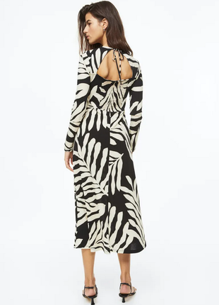 Монохромное платье h&m  l-xl-xxl 6