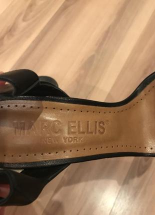 Босоніжки італія натуральна шкіра високі стильні круті marc ellis6 фото