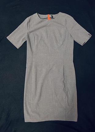 Плаття сукня футляр сірого кольору  united color of benetton