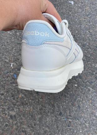 Белые кожаные кроссовки reebok classic leather sp

38-38,5 размер5 фото