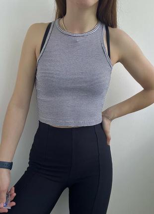 Кроп топ маечка pull & bear