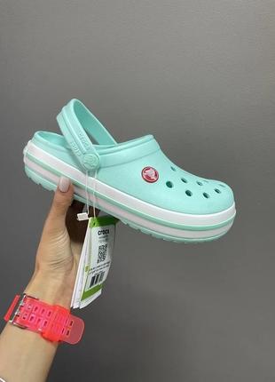 Шлепанцы женские  crocs turquoise classic 36