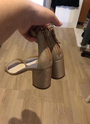 Босоніжки cole haan