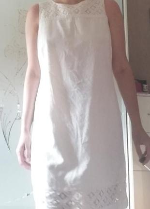 Біла льняна сукня з мереживом6 фото