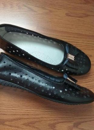 Балетки з перфорацією2 фото