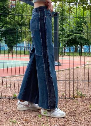 Широкие джинсы с вставками пт бокам. и разрезами по аскй длине3 фото