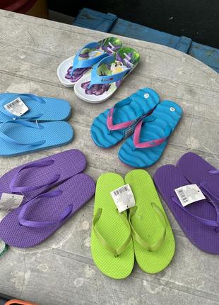 Капці тапочки