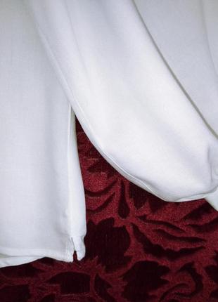Белая вышиванка белоснежная блузка с тёмно-синей вышивкой5 фото