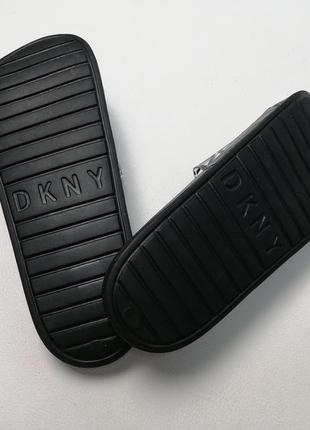 Шльопанці нові dkny7 фото