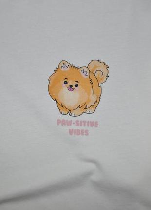 Трикотажная бежевая футболка принт шпиц собака3 фото