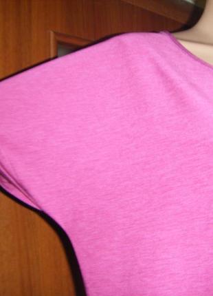 Комфортна футболка колір фуксія, розмір l7 фото