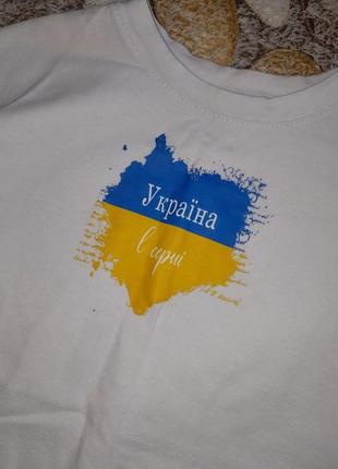 Патріотична футболка. стан ідеальний